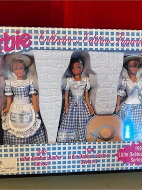 Barbie Collector Doll Set - Little Debbie - Blue and White Gingham Dresses